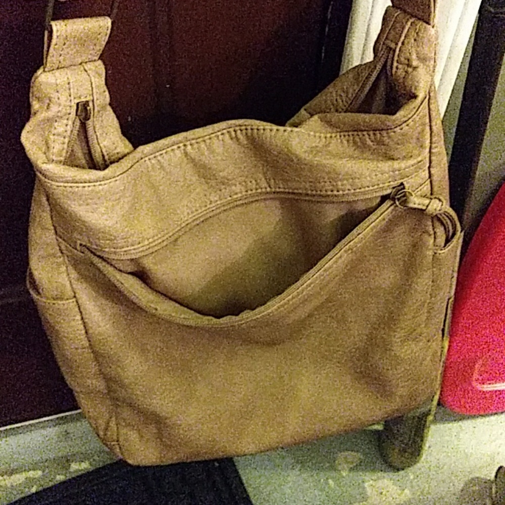 Purse - Picture 3 of 4